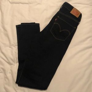 Levi’s skinny jeans